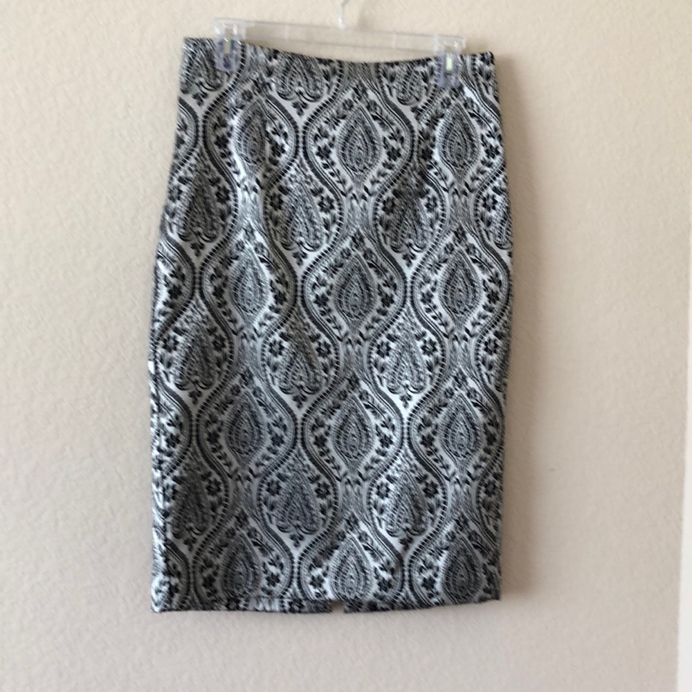 Damask black and gray pencil skirt